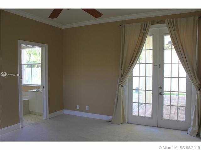 730 Falling Water Road Weston, FL 33326 - Photo 6 of 13