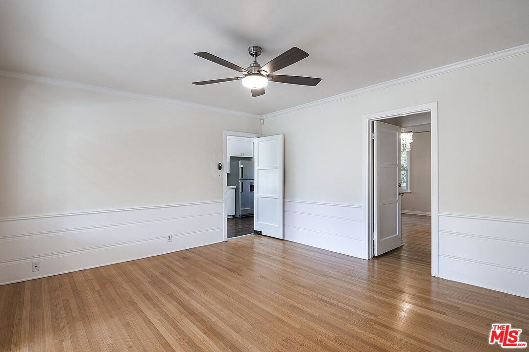 10537 Rochester Avenue Los Angeles, CA 90024 - Photo 19 of 52