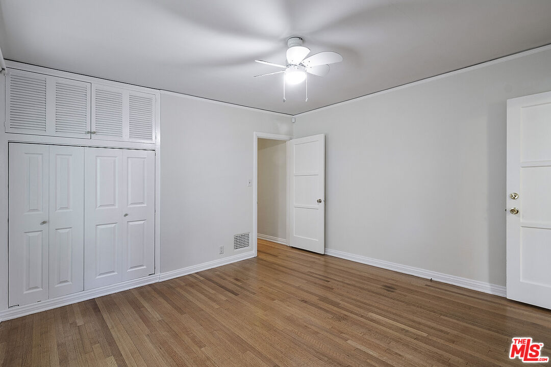 10537 Rochester Avenue Los Angeles, CA 90024 - Photo 33 of 52