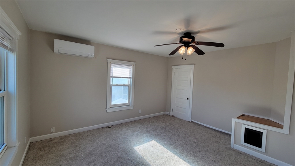 30 O'Neil Street, Unit 2 Hudson, MA 01749 - Photo 14 of 28