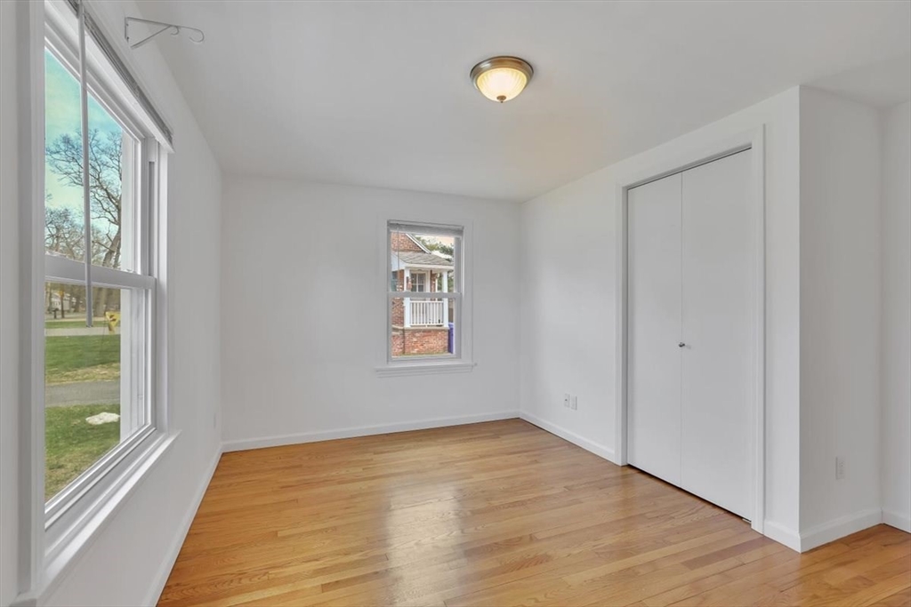 2401 Wilbraham Road Springfield, MA 01129 - Photo 18 of 33