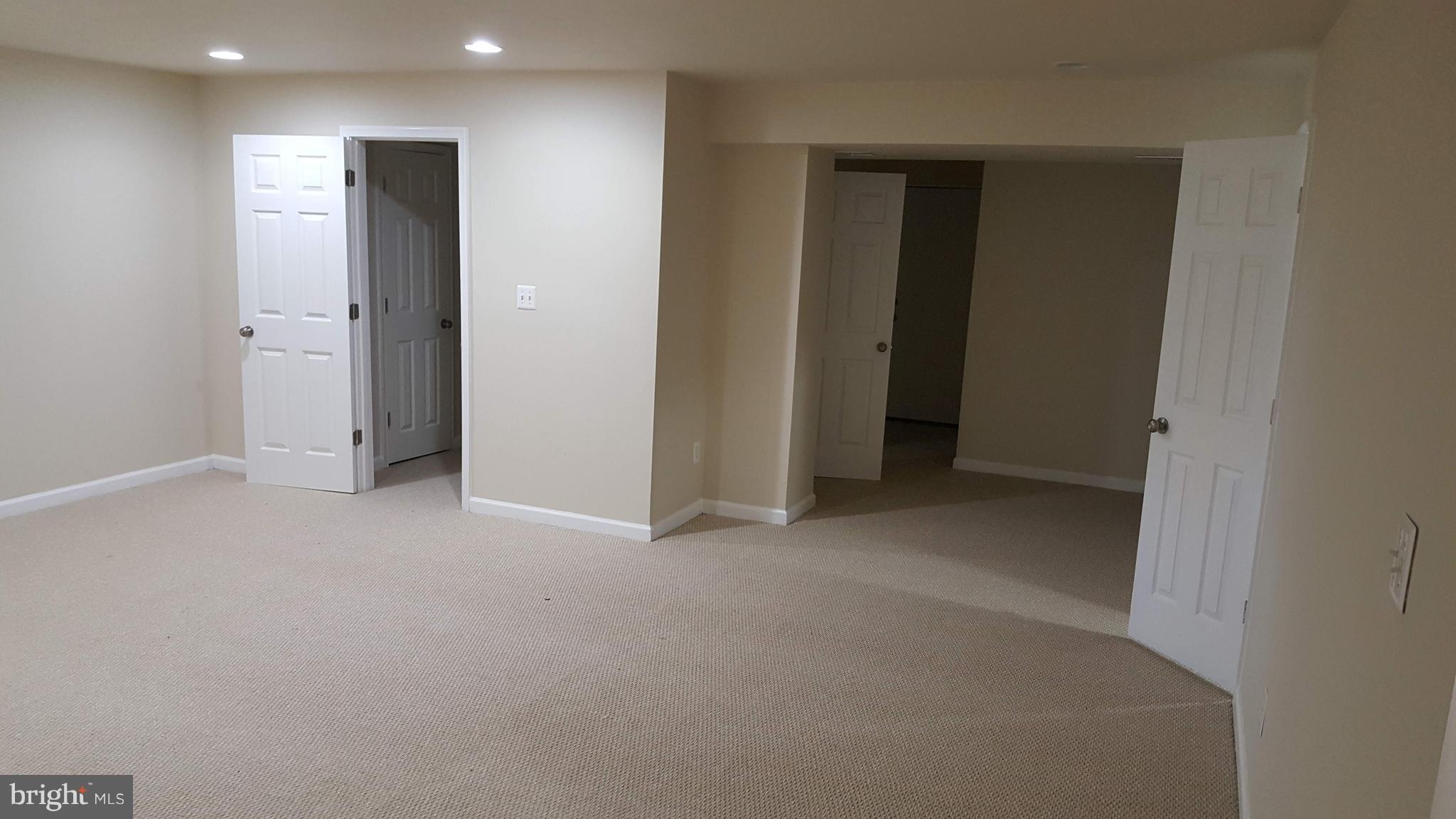 3807 Milford Mill Road Baltimore, MD 21244 - Photo 27 of 30 Family Room
