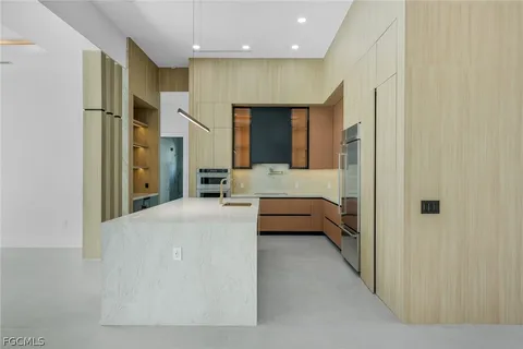 $985,000 | 3606 Southwest 3rd Street, Cape Coral, FL 33991