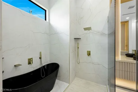 $985,000 | 3606 Southwest 3rd Street, Cape Coral, FL 33991