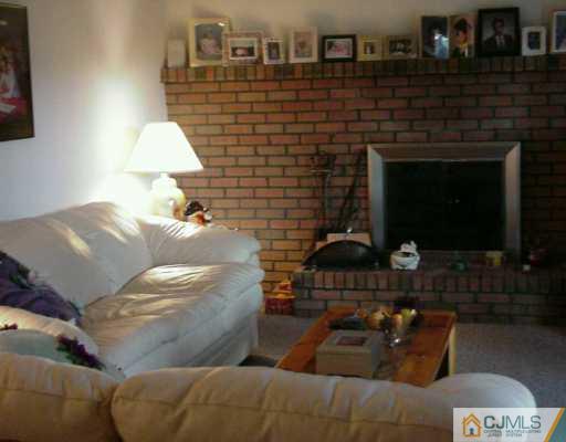 36 Revock Road East Brunswick, NJ 08816 - Photo 2 of 8 Gallery Image 2