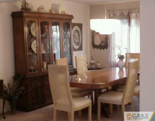 36 Revock Road East Brunswick, NJ 08816 - Photo 4 of 8 Gallery Image 4
