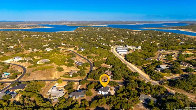 $994,500 | 141 Oak Shore Drive, Canyon Lake, TX 78133