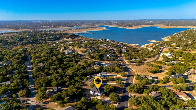 $994,500 | 141 Oak Shore Drive, Canyon Lake, TX 78133