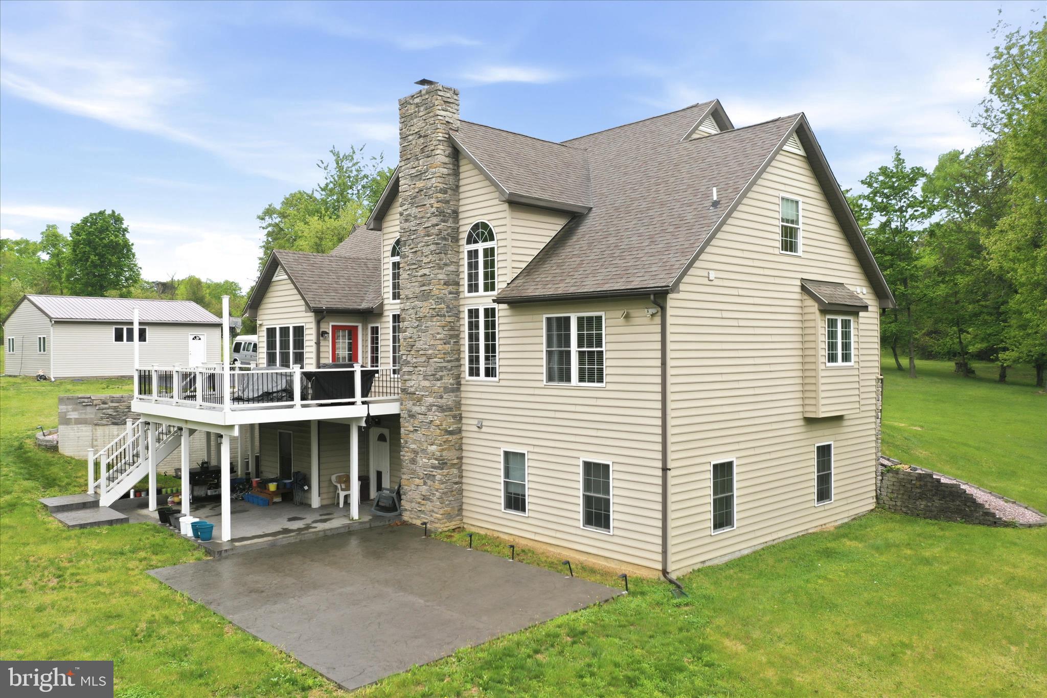117 Beverly Lane Falling Waters, WV 25419 - Photo 4 of 63
