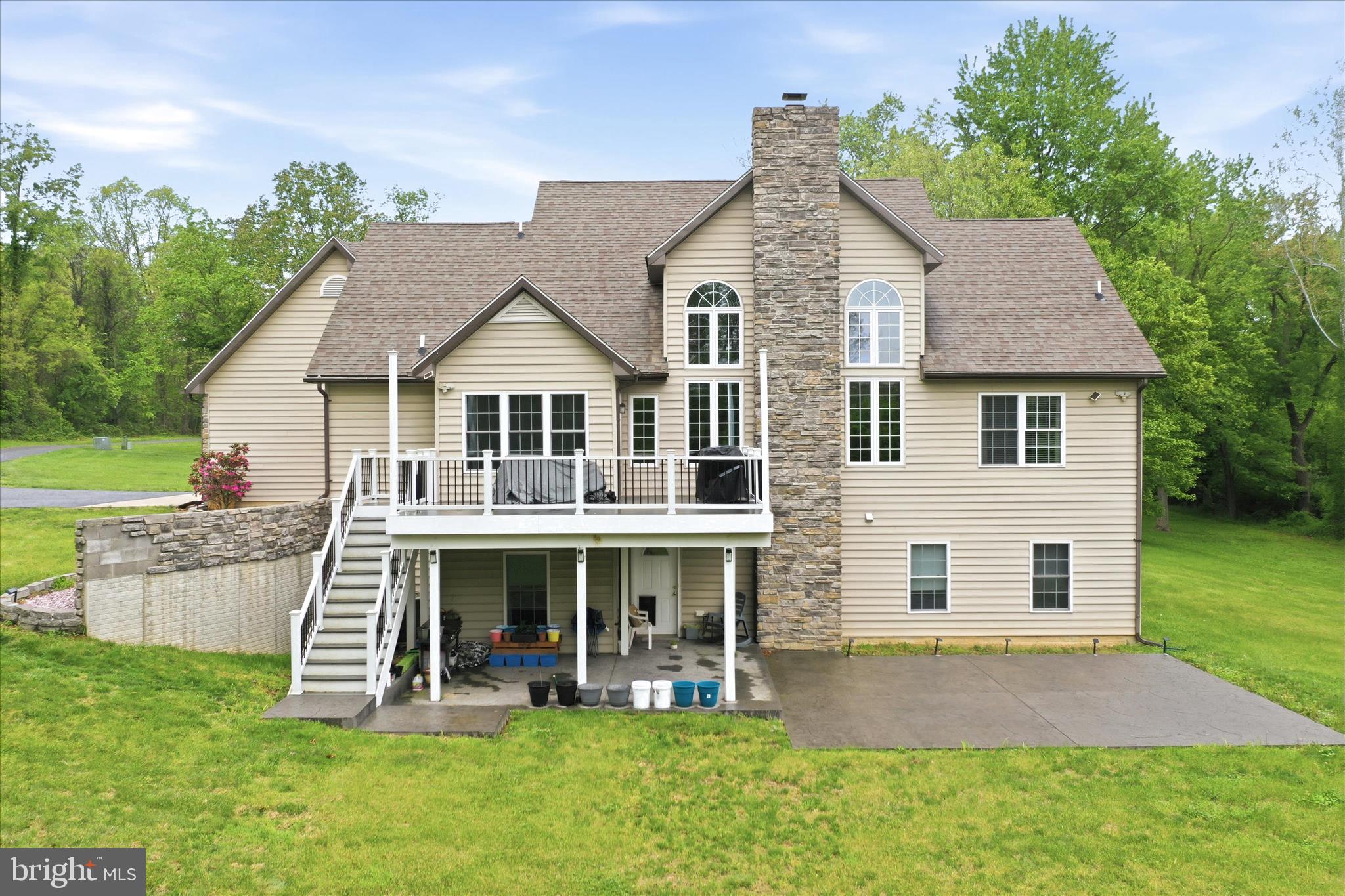 117 Beverly Lane Falling Waters, WV 25419 - Photo 5 of 63