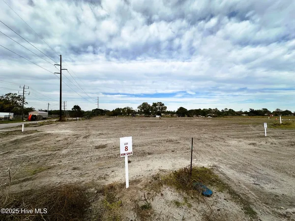 $99,000 | 2414 Ferabee Street, Morehead City, NC 28557