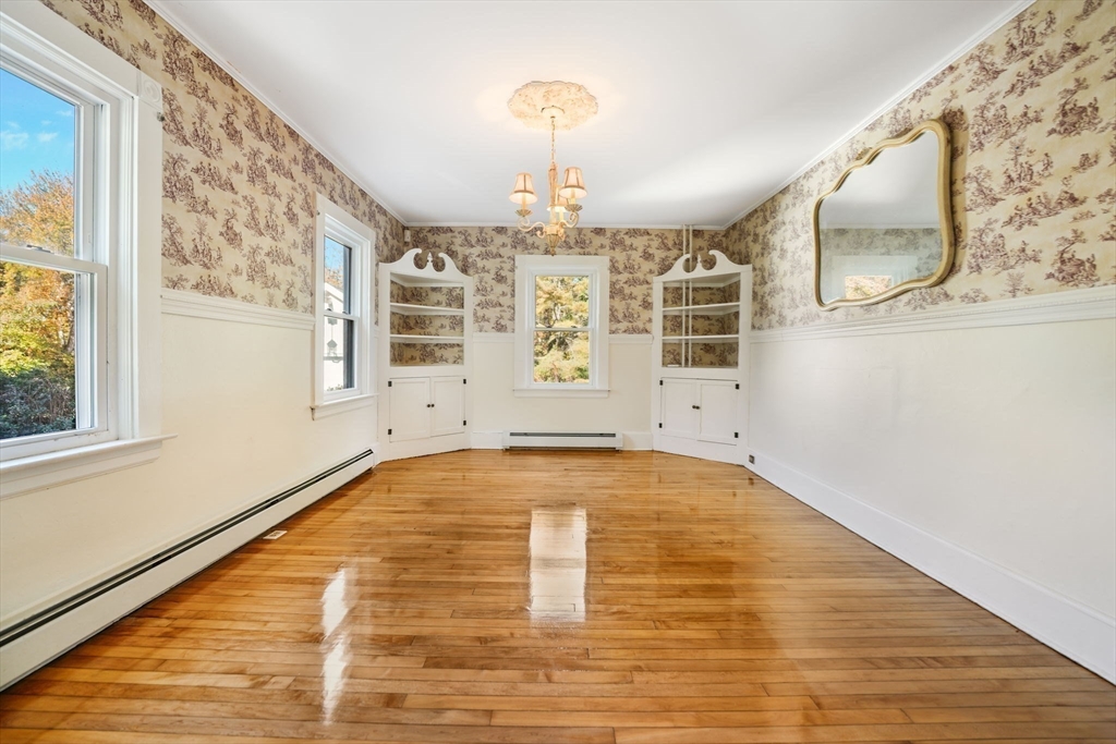 131 Fairhaven Road Mattapoisett, MA 02739 - Photo 18 of 37 Gallery Image 18