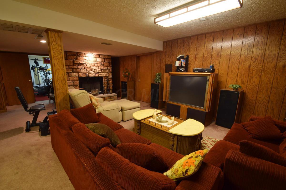 2320 McCutcheon Road Columbus, OH 43219 - Photo 13 of 36