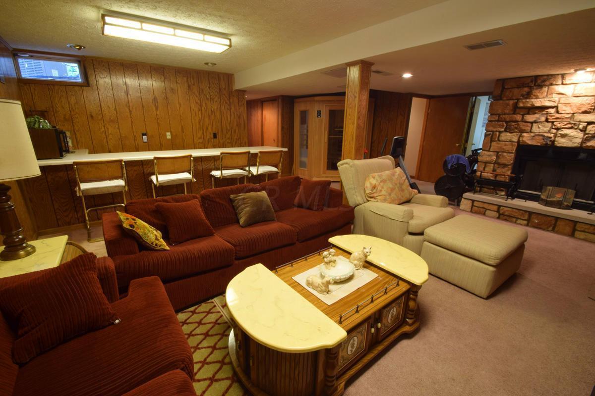 2320 McCutcheon Road Columbus, OH 43219 - Photo 14 of 36
