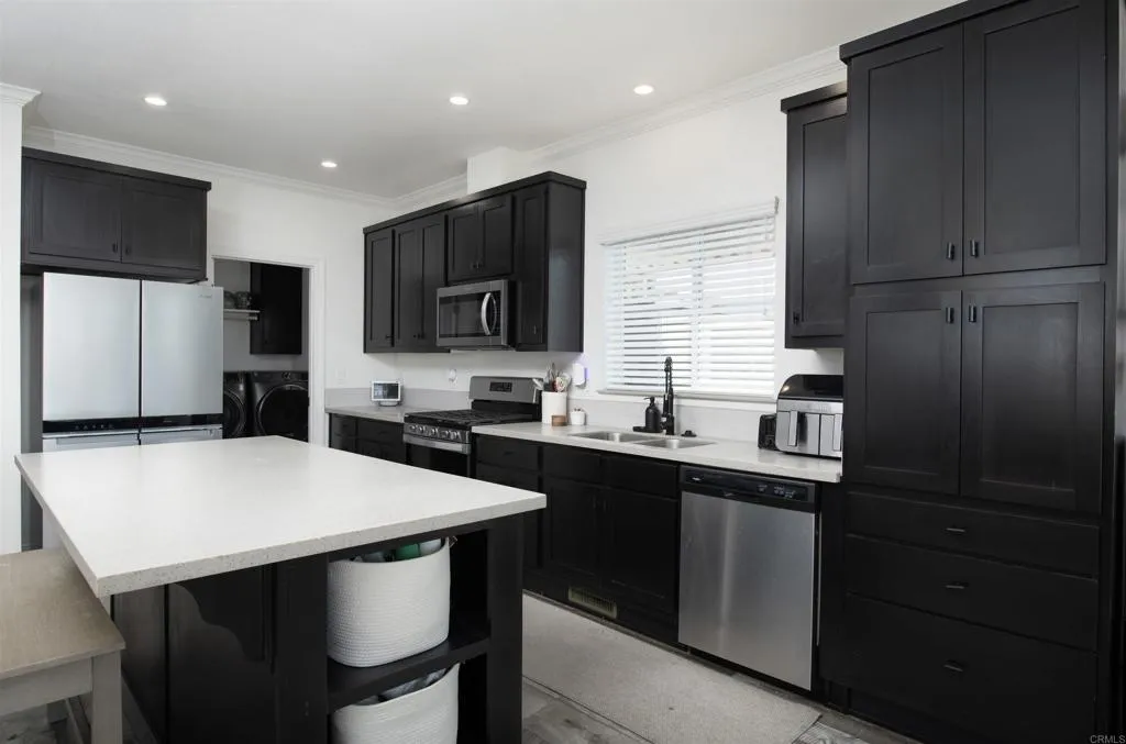 9395 Harritt Road, Unit 75 Lakeside, CA 92040 - Photo 14 of 26