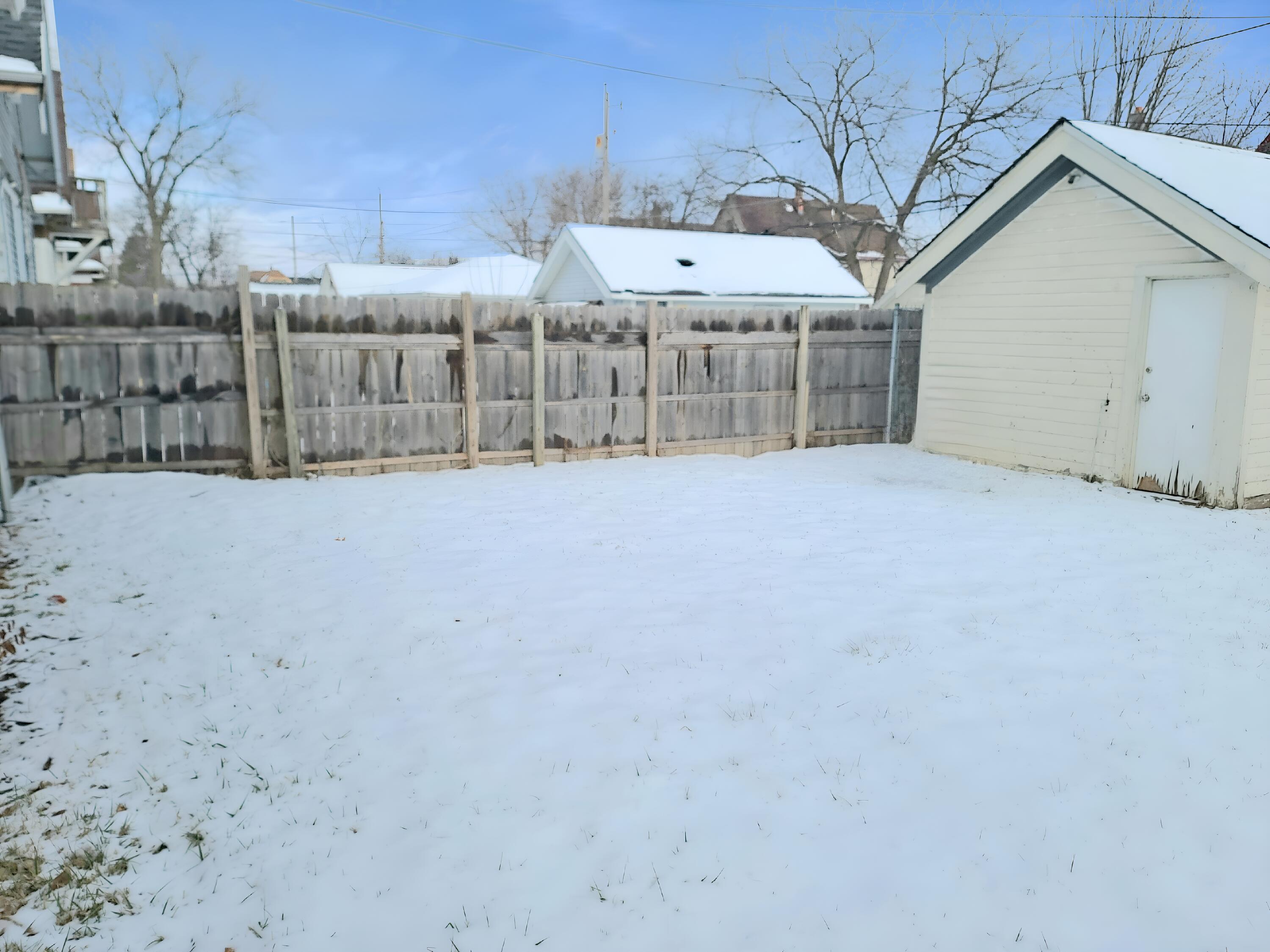2616 North 38th Street Milwaukee, WI 53210 - Photo 5 of 26 BACK YARD