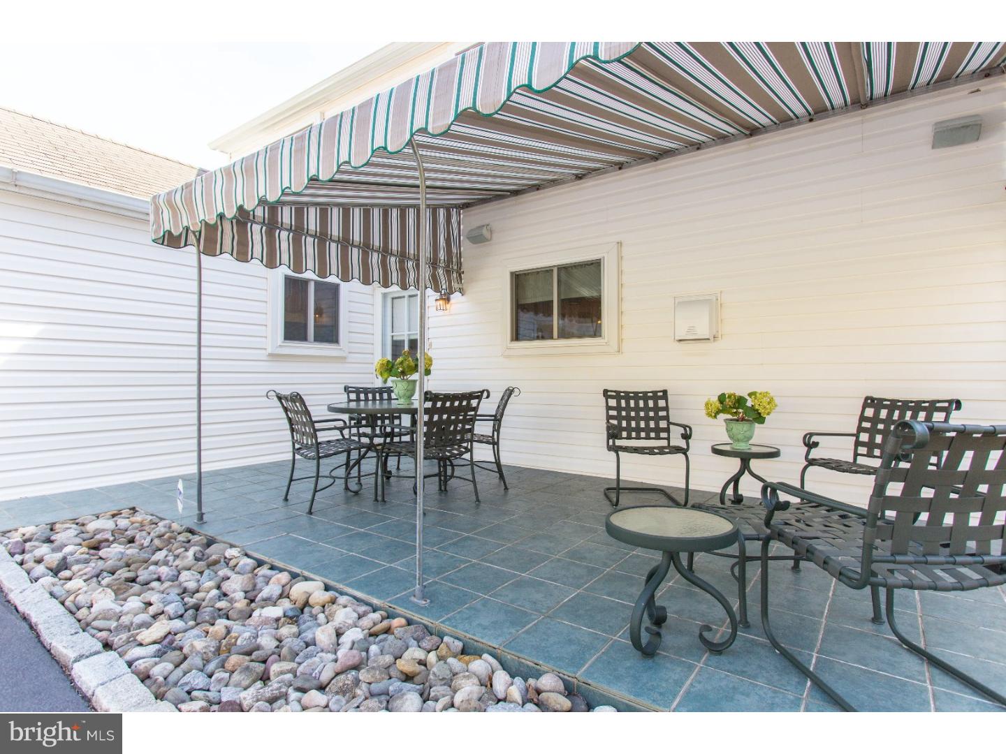 628 Barry Drive Springfield, PA 19064 - Photo 24 of 25 Patio