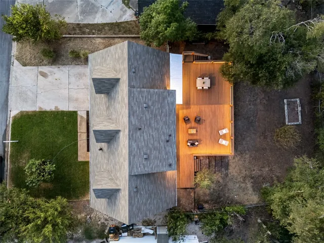 $770,000 | 5202 Woodmoor Drive, Austin, TX 78721