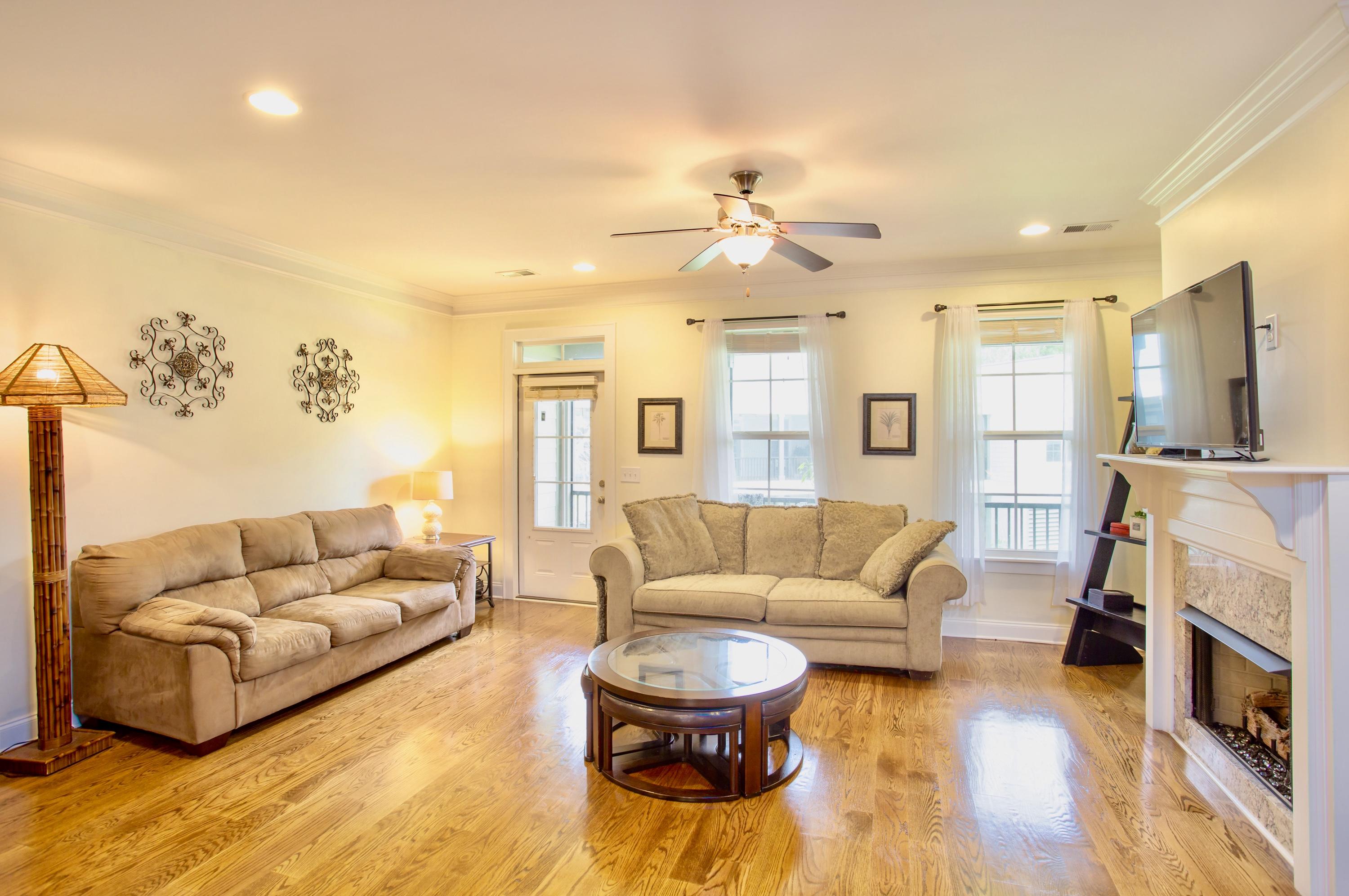 250 Slipper Shell Court Mount Pleasant, SC 29464 - Photo 6 of 24 fullsizeoutput_62a