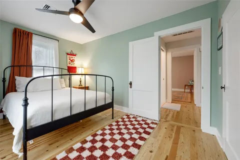 $350,000 | 707 Bishop Street, Smithville, TX 78957