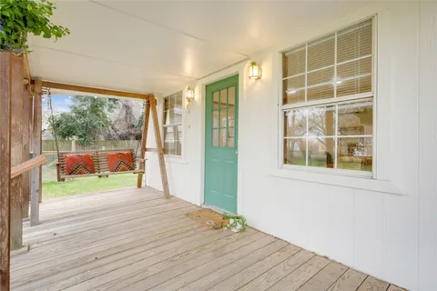 $350,000 | 707 Bishop Street, Smithville, TX 78957