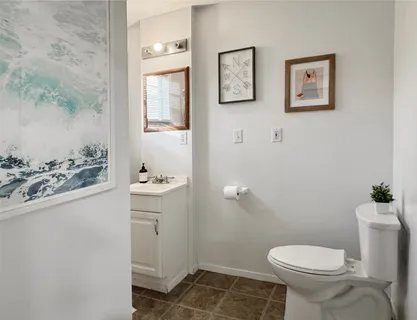 $350,000 | 707 Bishop Street, Smithville, TX 78957