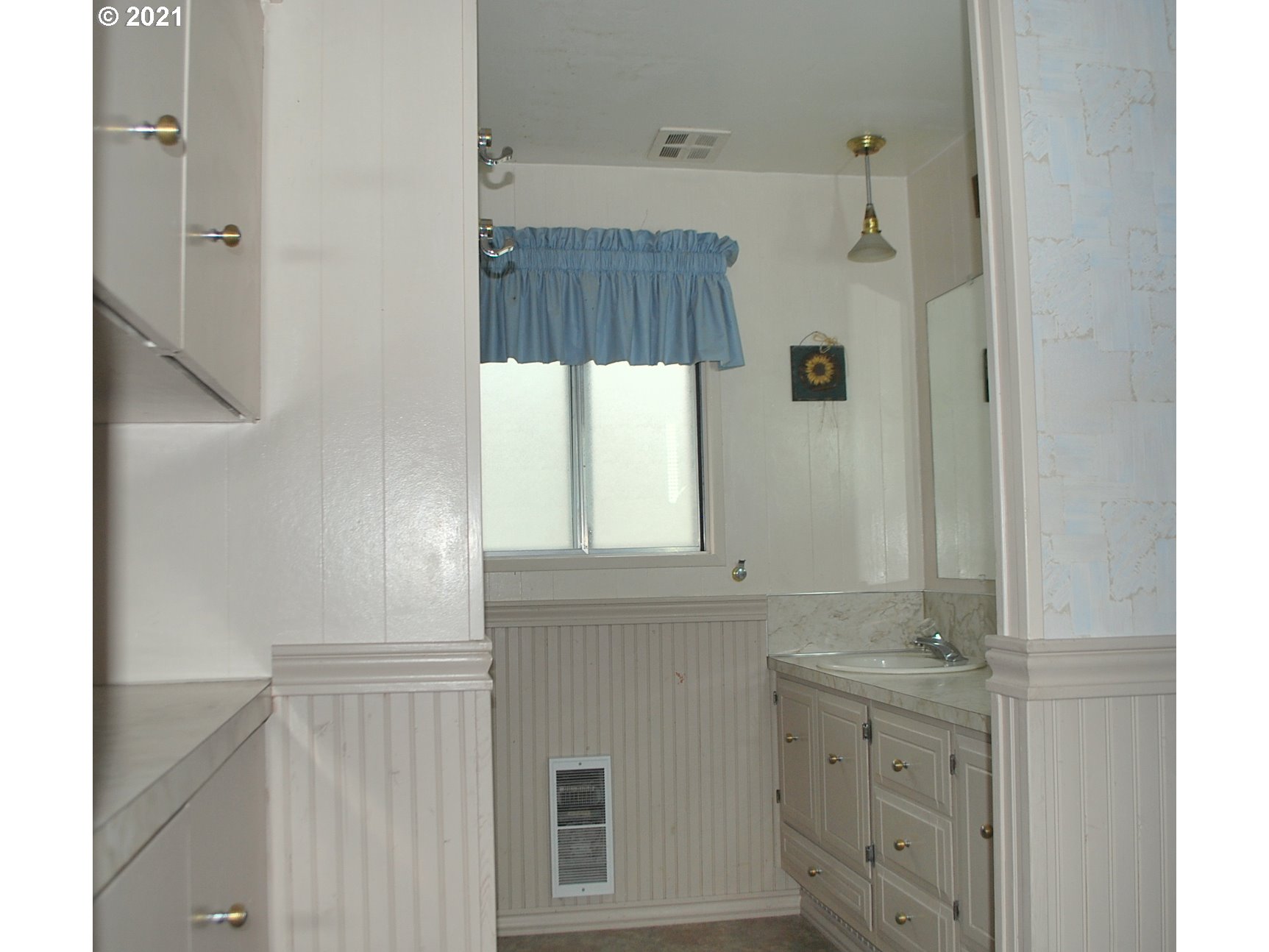 50350 Cowens Road, Unit 5 Scappoose, OR 97056 - Photo 15 of 23 Gallery Image 15