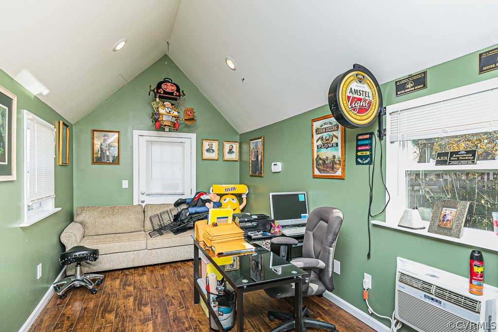 1982 Mountain Road Glen Allen, VA 23060 - Photo 40 of 49 a living room with furniture and a window