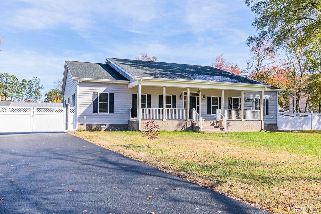 1982 Mountain Road Glen Allen, VA 23060 - Photo 48 of 49 a view of a house with pool and sitting area