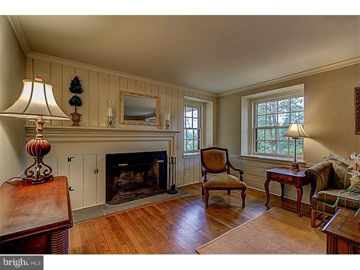 636 Golf Club Road Newtown Square, PA 19073 - Photo 5 of 23