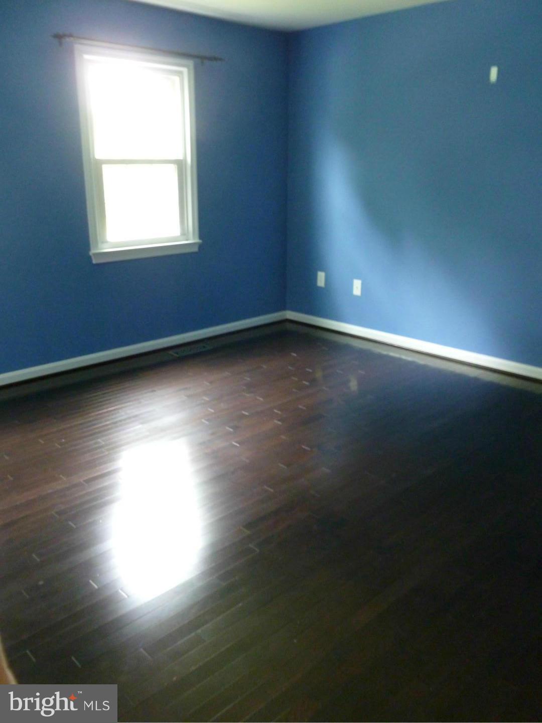 7811 Richfield Road Springfield, VA 22153 - Photo 12 of 15 Interior (General)