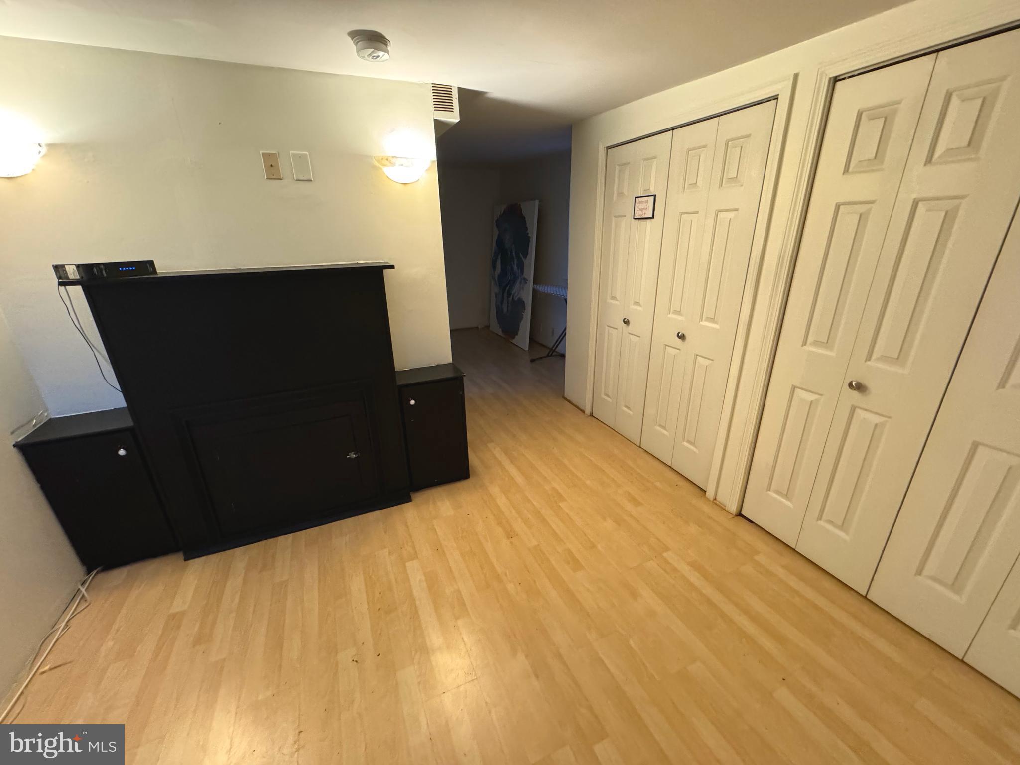 918 Ramsay Street Baltimore, MD 21223 - Photo 17 of 19 a bed room with a bed