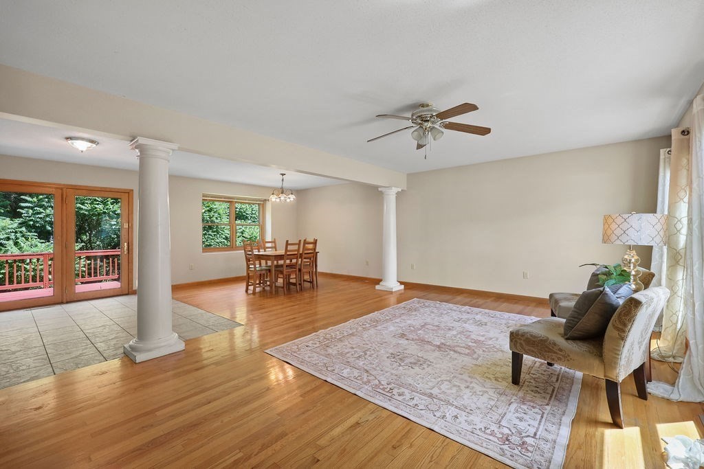 35 Lemnos Lane Springfield, MA 01119 - Photo 2 of 35