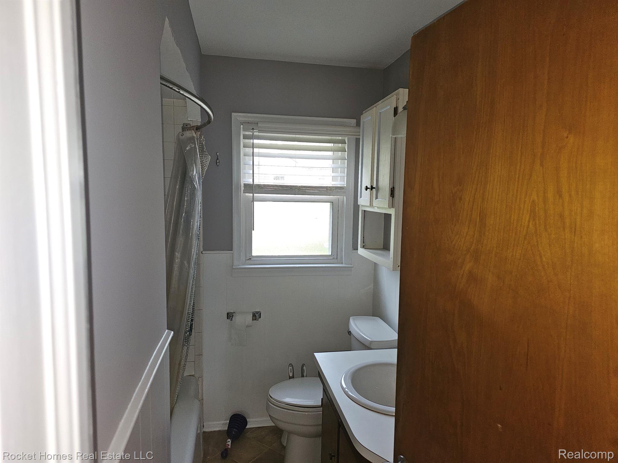 1379 Hampton Road Mount Clemens, MI 48043 - Photo 14 of 30 Gallery Image 14