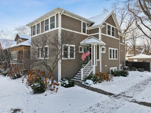 $1,000,000 | 1151 Home Avenue, Oak Park, IL 60304