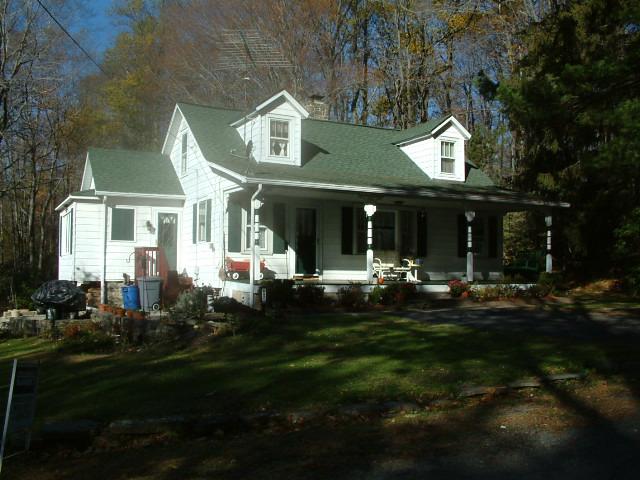 697 Gravel Road Canadensis, PA 18325 - Photo 1 of 10 Main View