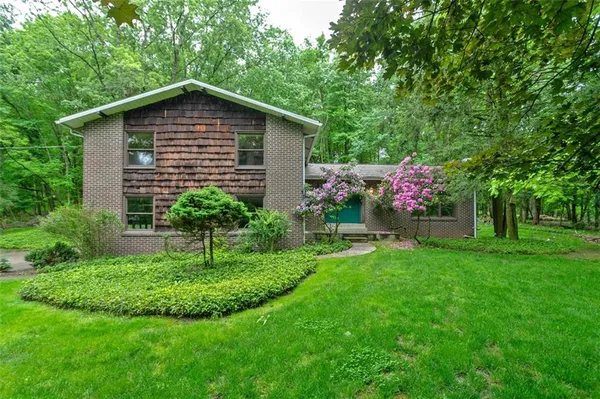 $449,900 | 3476 Treeline Drive, Murrysville, PA 15668