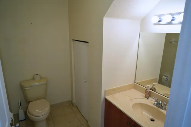 $3,200 | 2904 Southwest Venice Court, Palm City, FL 34990