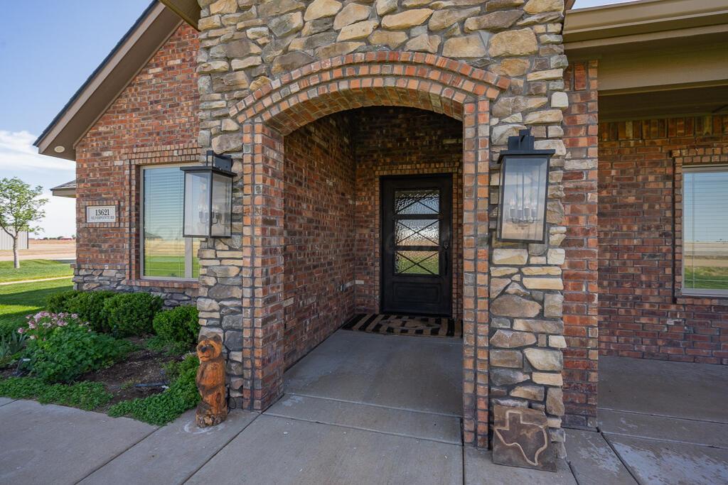 13621 Silverpointe Road Amarillo, TX 79124 - Photo 3 of 41 Front Entry