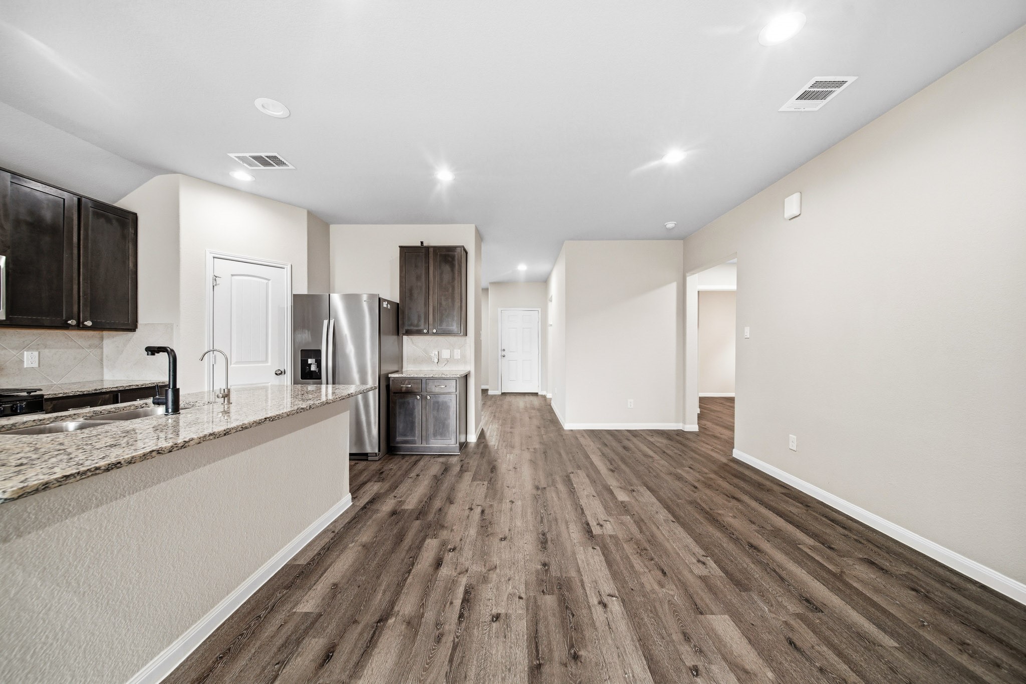 5235 James Michael Drive Rosharon, TX 77583 - Photo 18 of 41