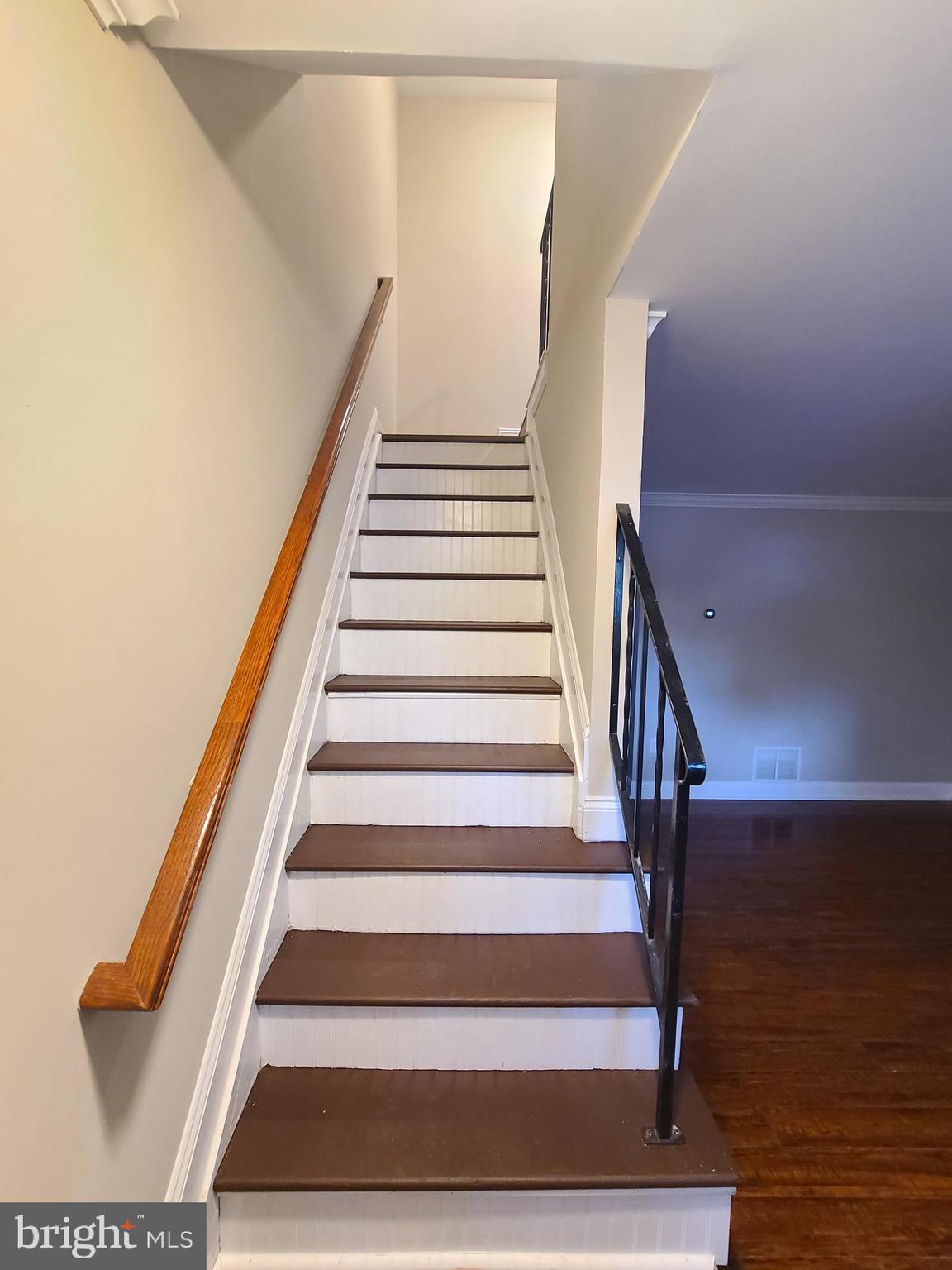 564 Lancaster Place Frederick, MD 21703 - Photo 19 of 34 Stairs to 2nd level