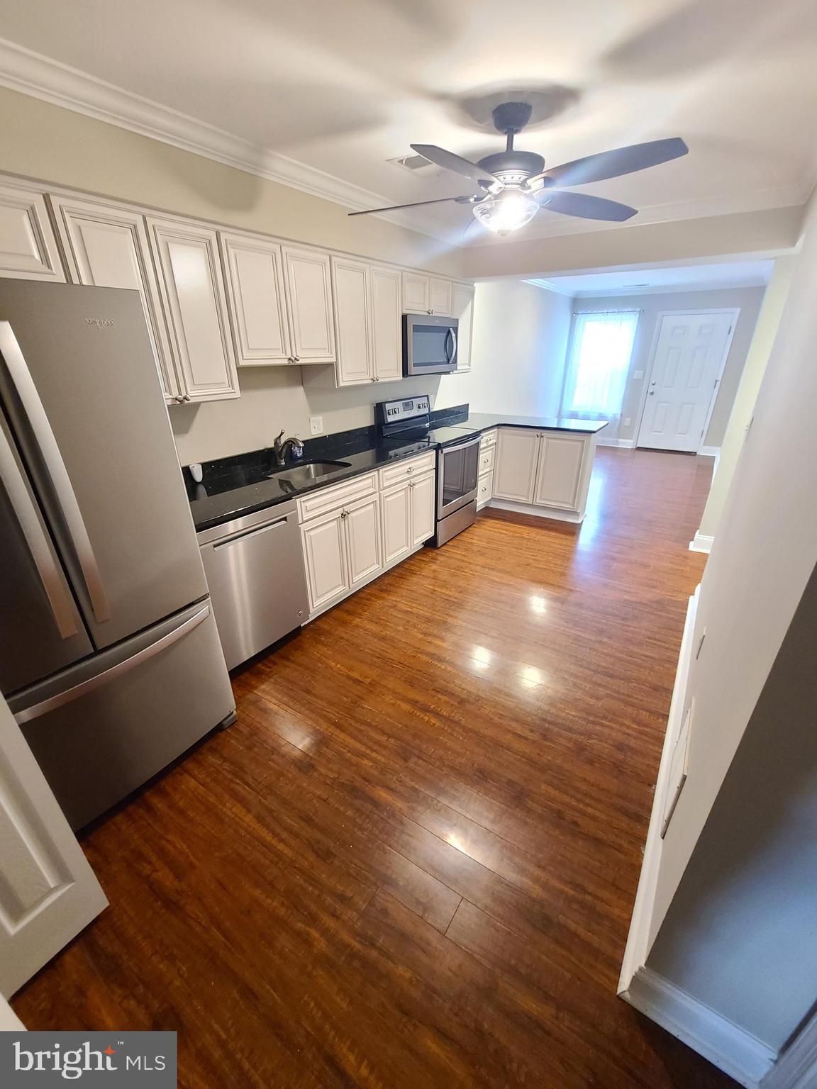 564 Lancaster Place Frederick, MD 21703 - Photo 9 of 34 Kitchen