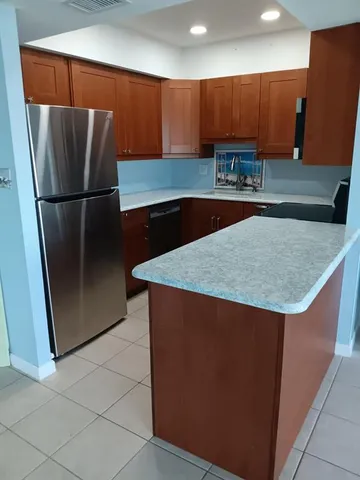 $2,700 | 14800 Walsingham Road, Unit 1215, Largo, FL 33774