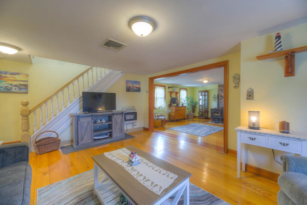 3620 Ridge Road Chincoteague, VA 23336 - Photo 18 of 36 Gallery Image 18