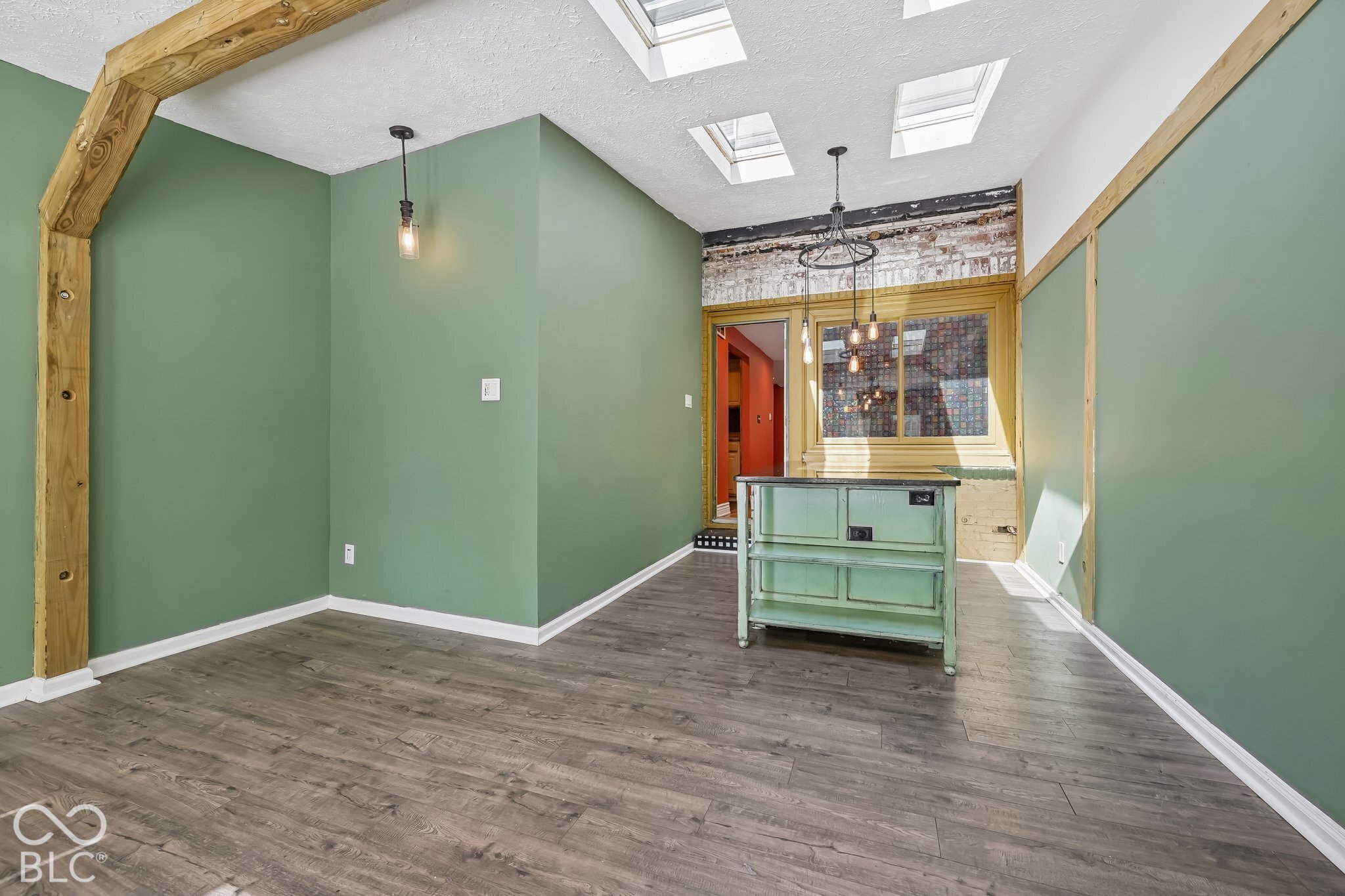 3641 Watson Road Indianapolis, IN 46205 - Photo 16 of 60 Gallery Image 16