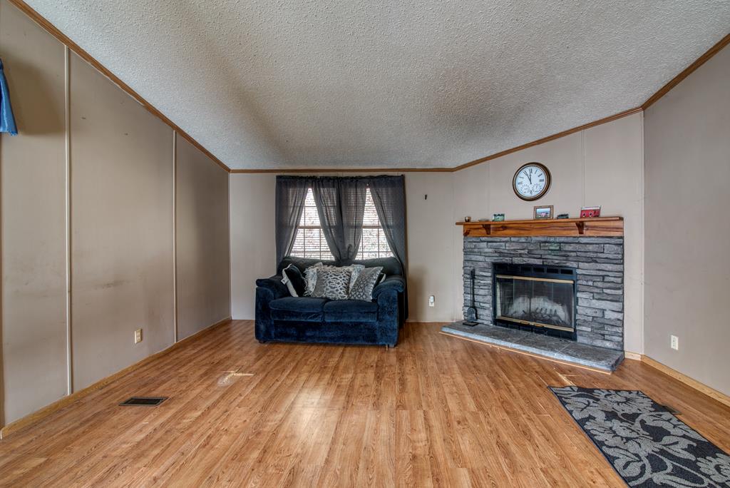 415 Middle Fork Road Marion, VA 24354 - Photo 12 of 23 Gallery Image 12