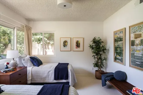 $1,350,000 | 14141 Margate Street, Sherman Oaks, CA 91401