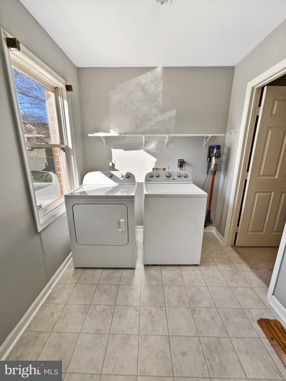 43388 Livery Square Ashburn, VA 20147 - Photo 16 of 28