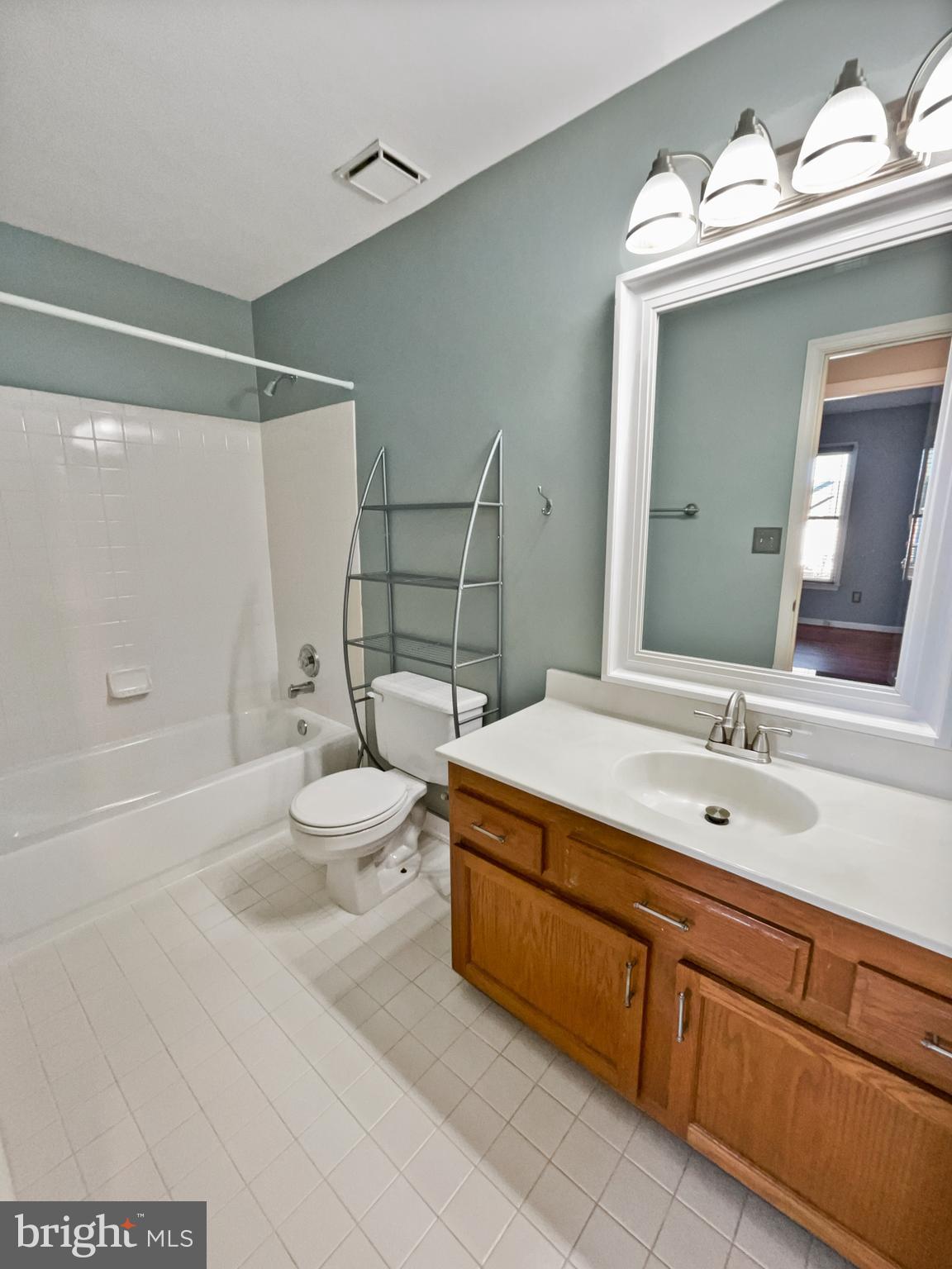 43388 Livery Square Ashburn, VA 20147 - Photo 19 of 28