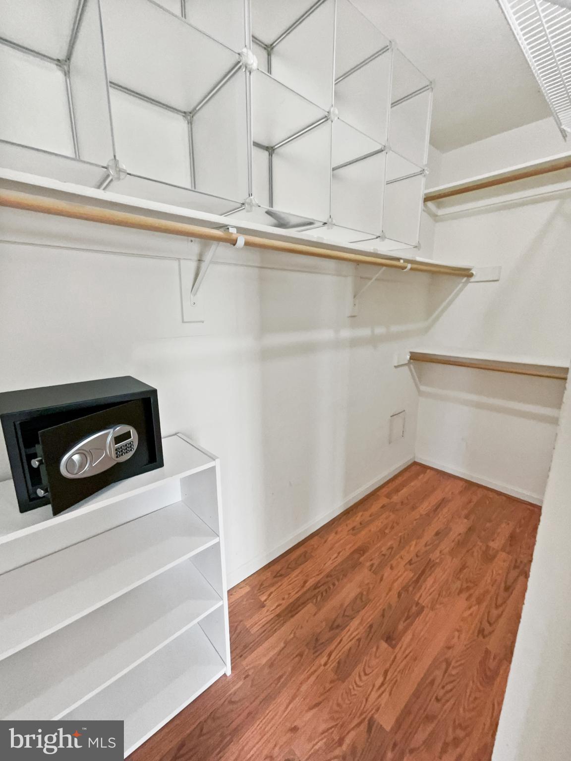 43388 Livery Square Ashburn, VA 20147 - Photo 22 of 28